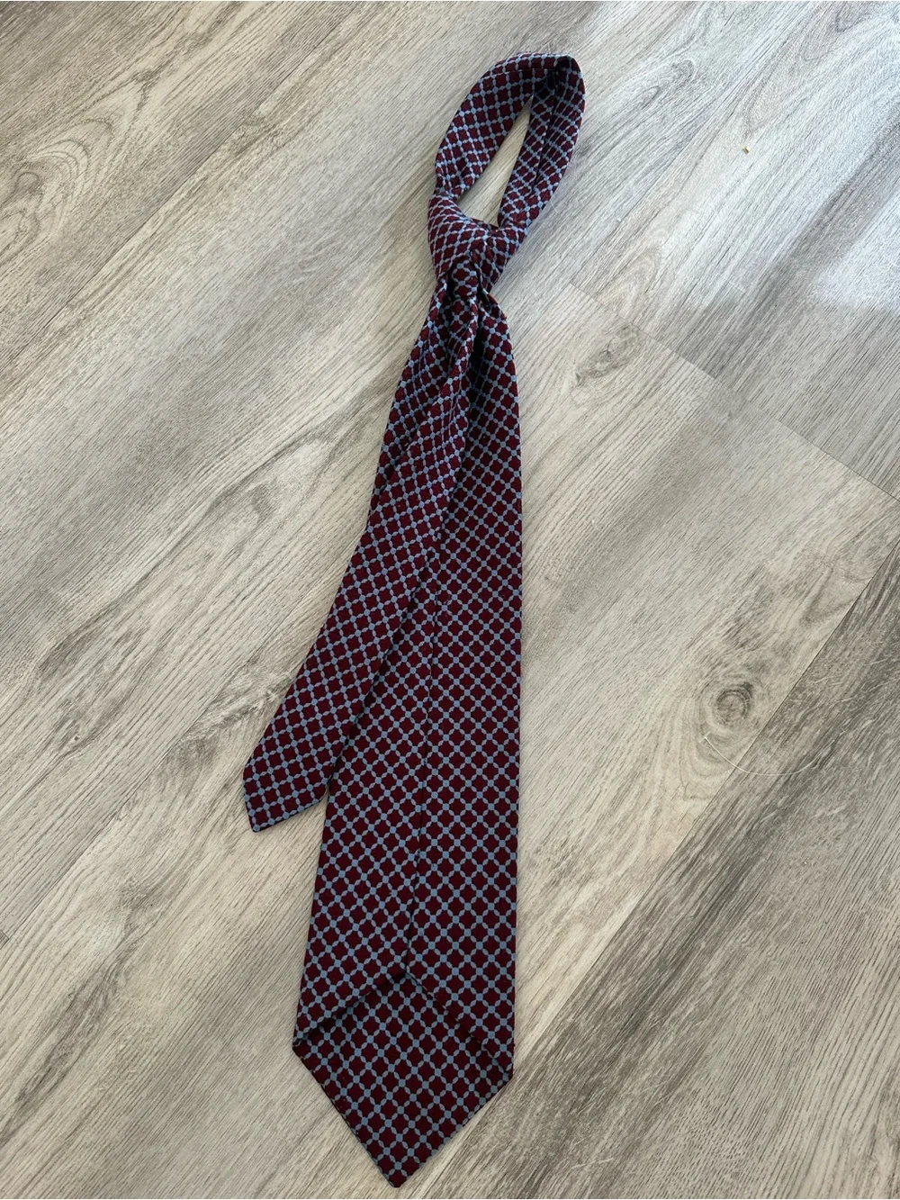 Men's Burgundy Geometric Silk Tie